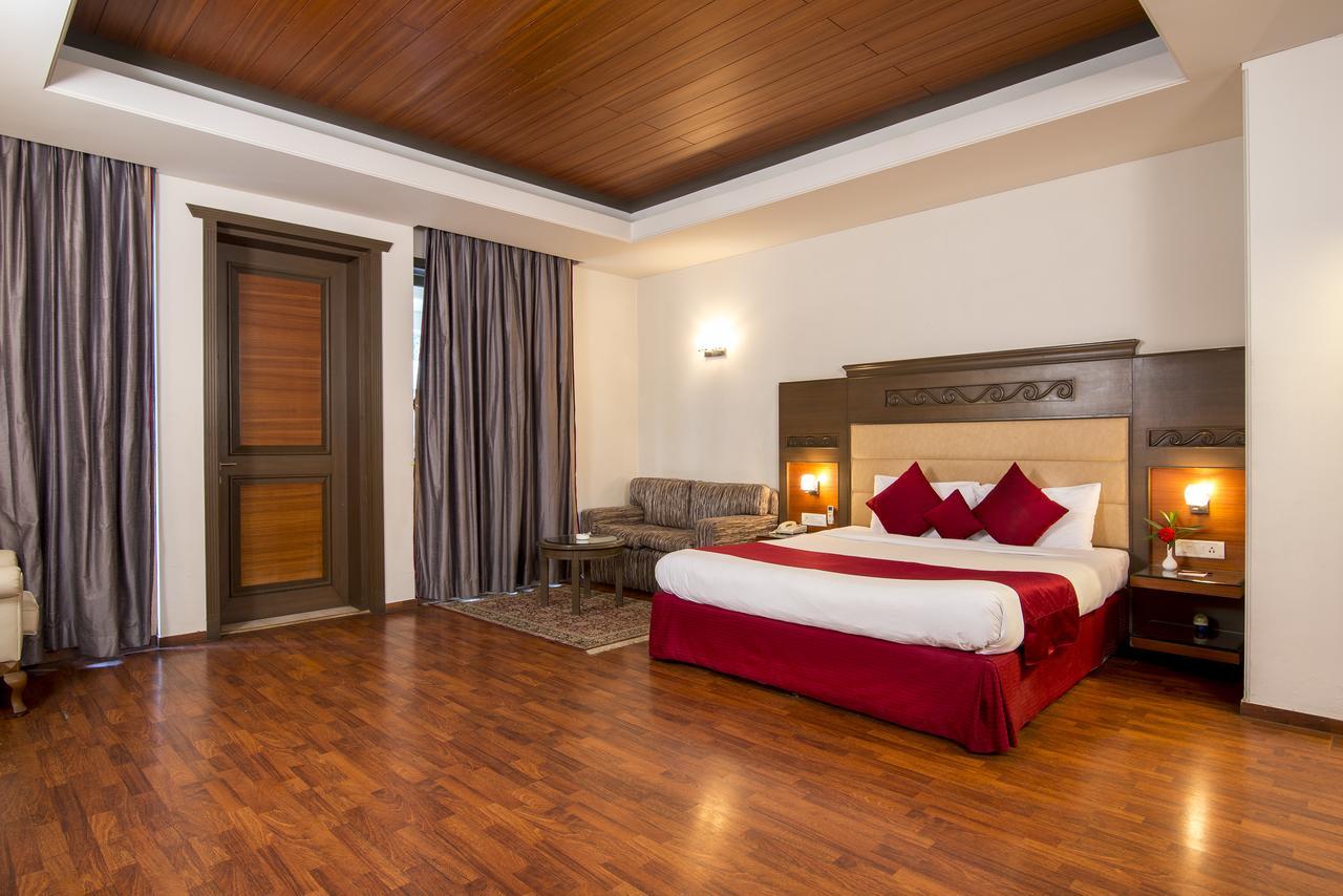 Vikram Vintage Inn Nainital Eksteriør billede